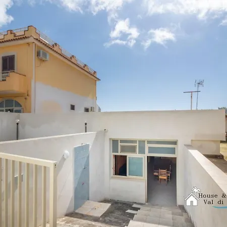 Apartment Moro *