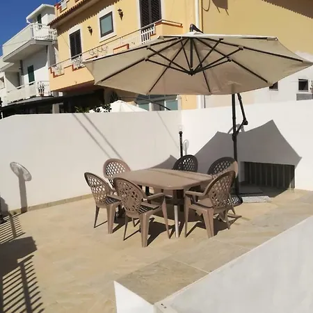 Moro Apartment